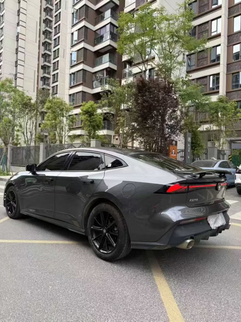 成都23年长安汽车UNI3