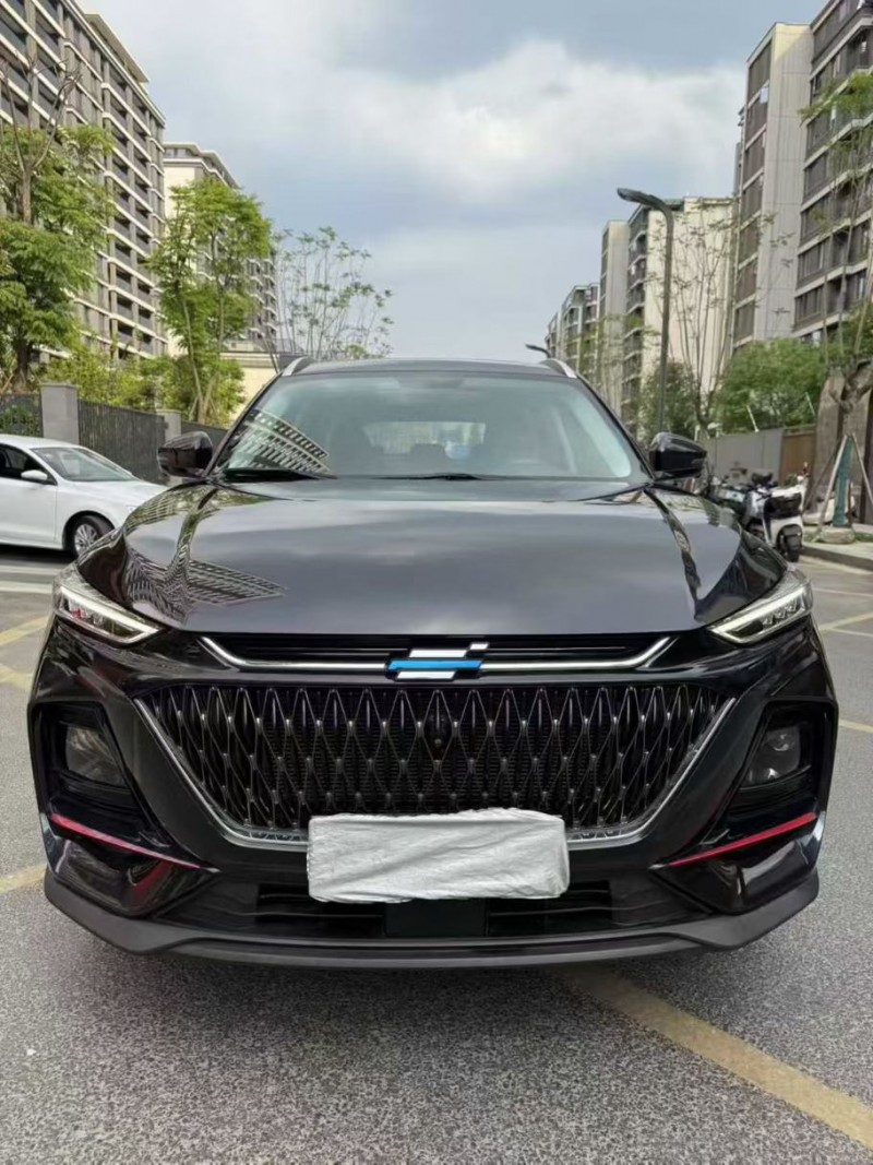 成都22年长安汽车欧尚1