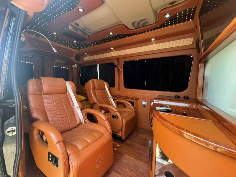 枣庄13年奔驰斯宾特5