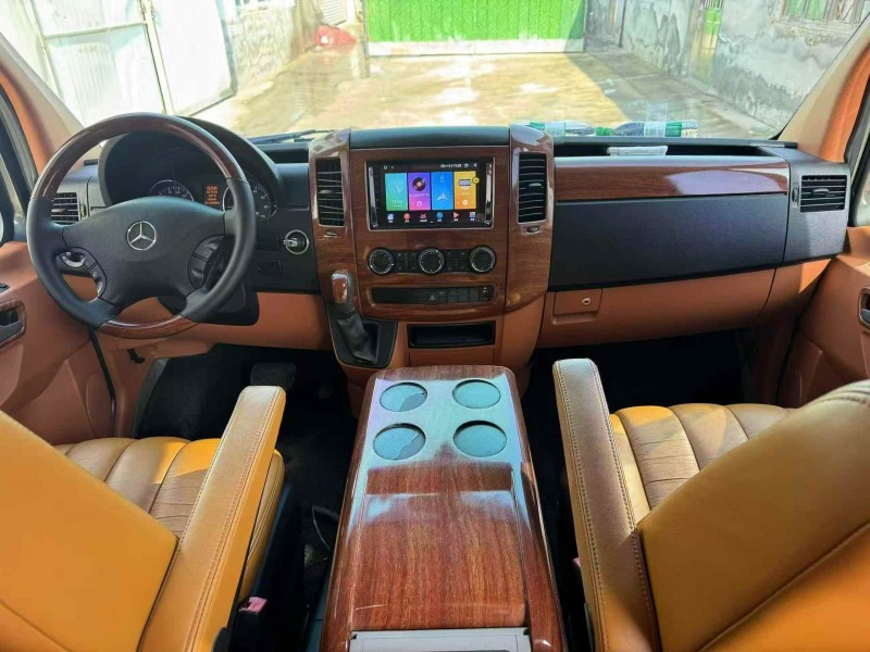 枣庄13年奔驰斯宾特6