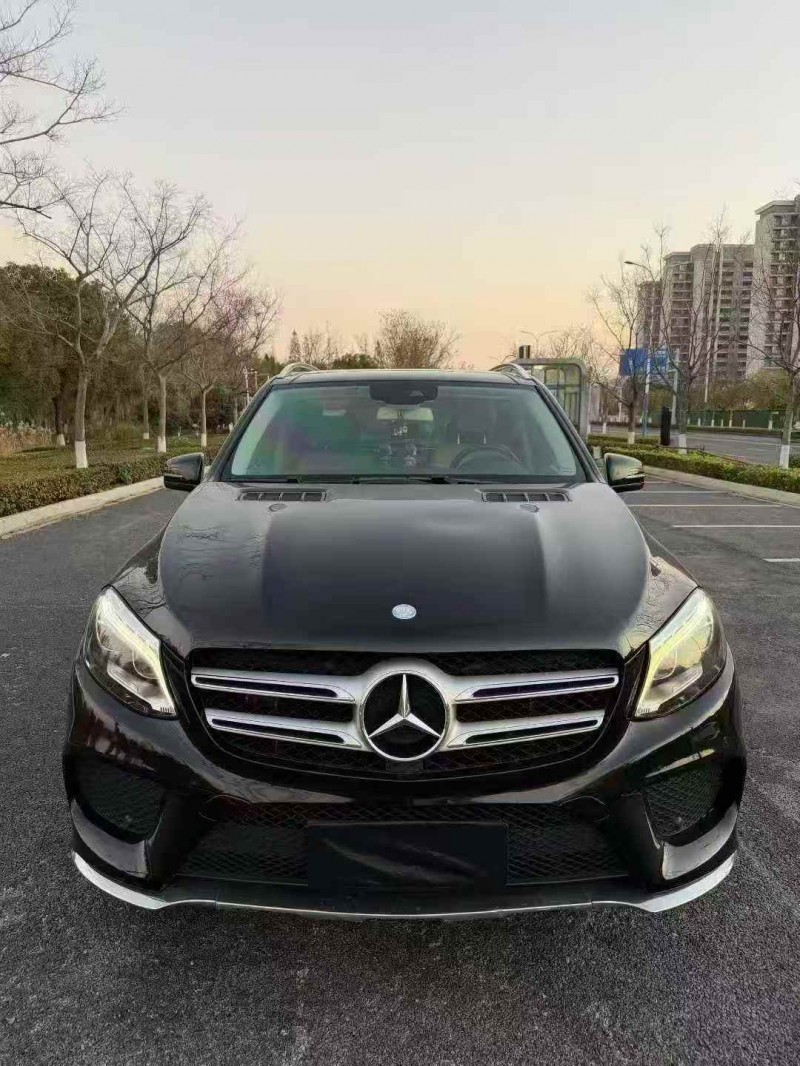 泰安16年奔驰GLE1