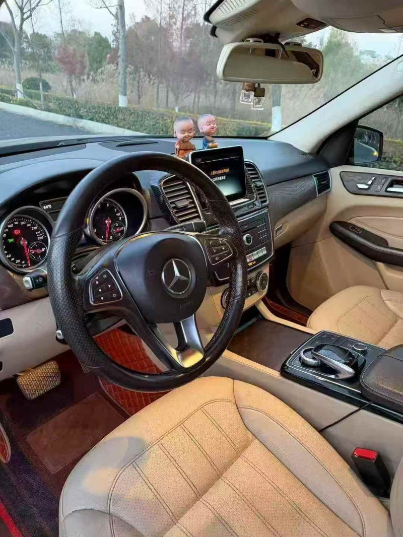 泰安16年奔驰GLE4