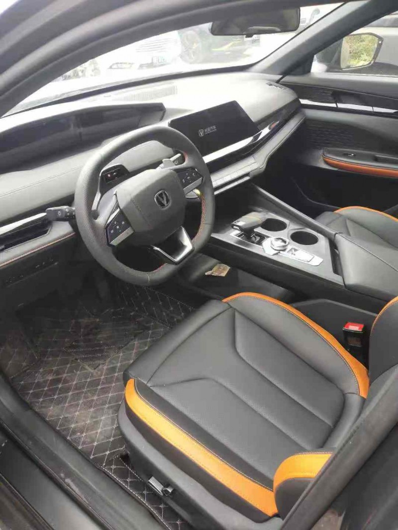 娄底25年长安汽车UNI4