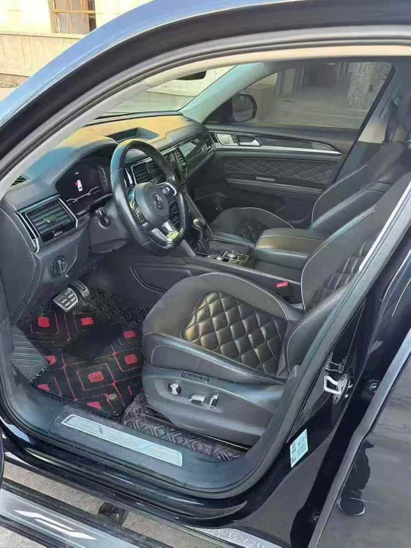 白银21年大众途昂4