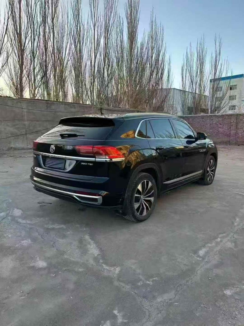 白银21年大众途昂9