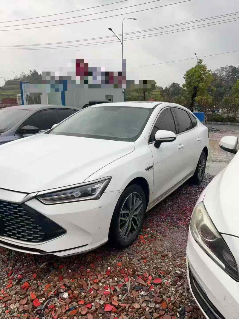 娄底23年比亚迪秦3