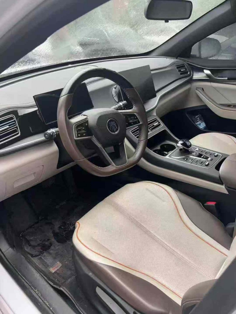 娄底23年比亚迪秦4