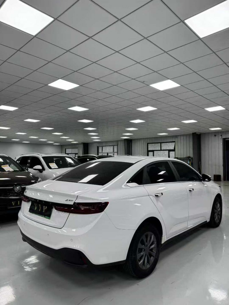 廊坊23年吉利几何6