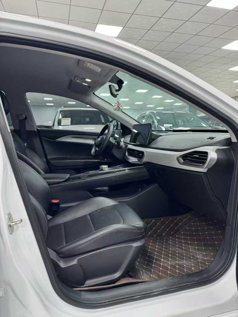 廊坊23年吉利几何7