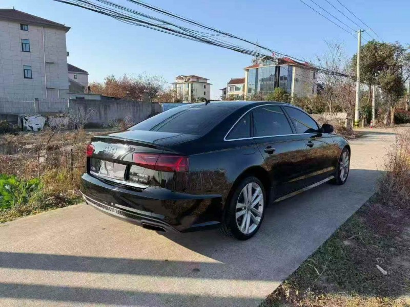 嘉兴18年奥迪A6L8