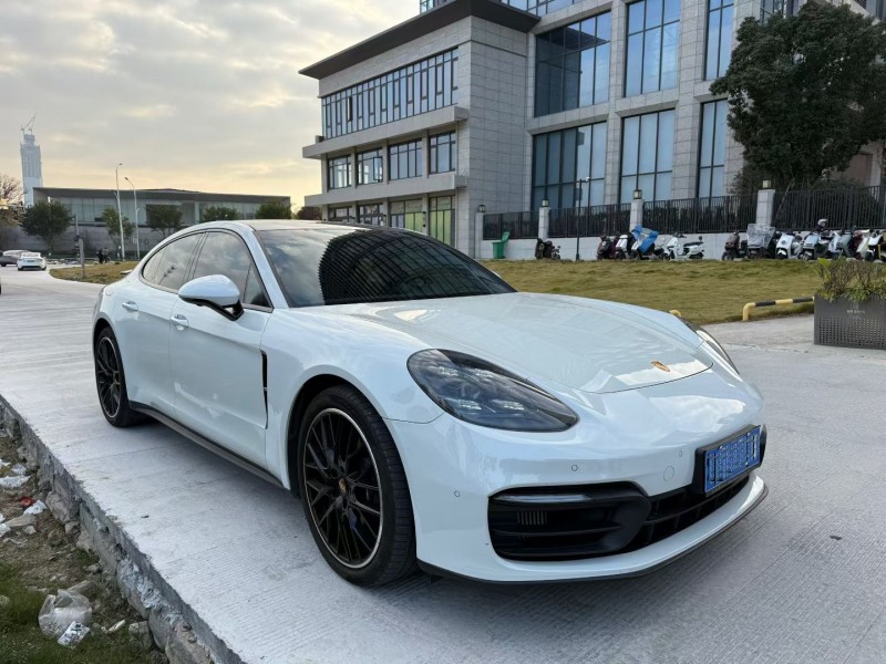 聊城22年保时捷帕拉梅拉2