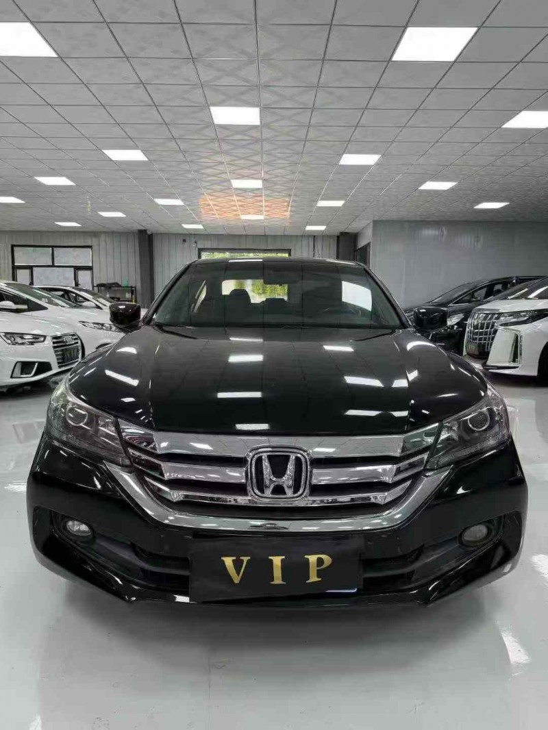 廊坊14年本田雅阁1