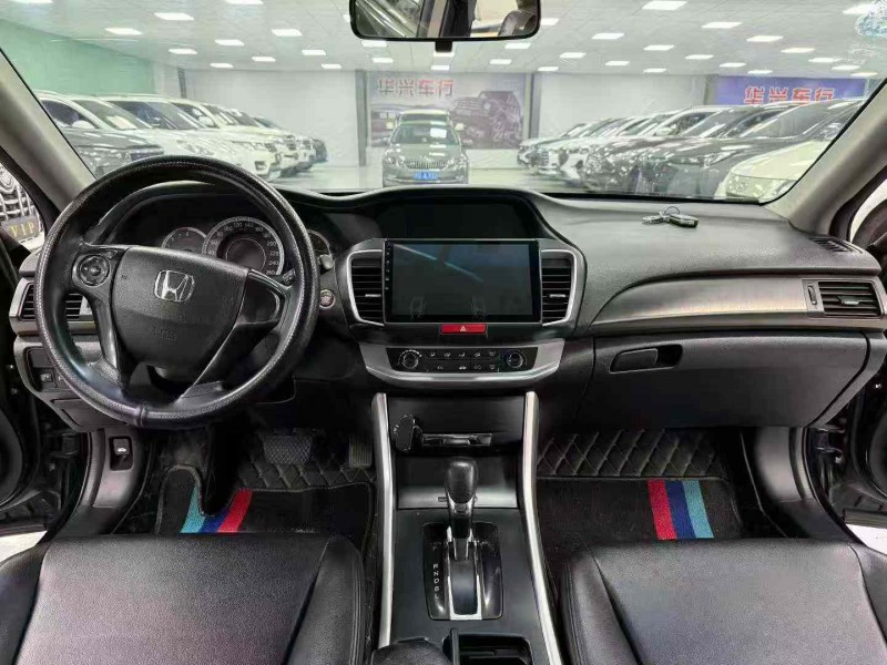 廊坊14年本田雅阁4