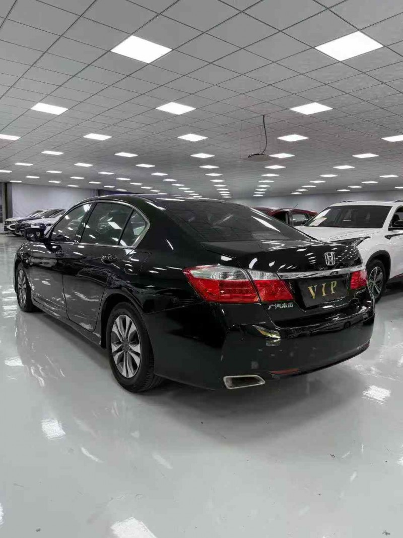 廊坊14年本田雅阁8