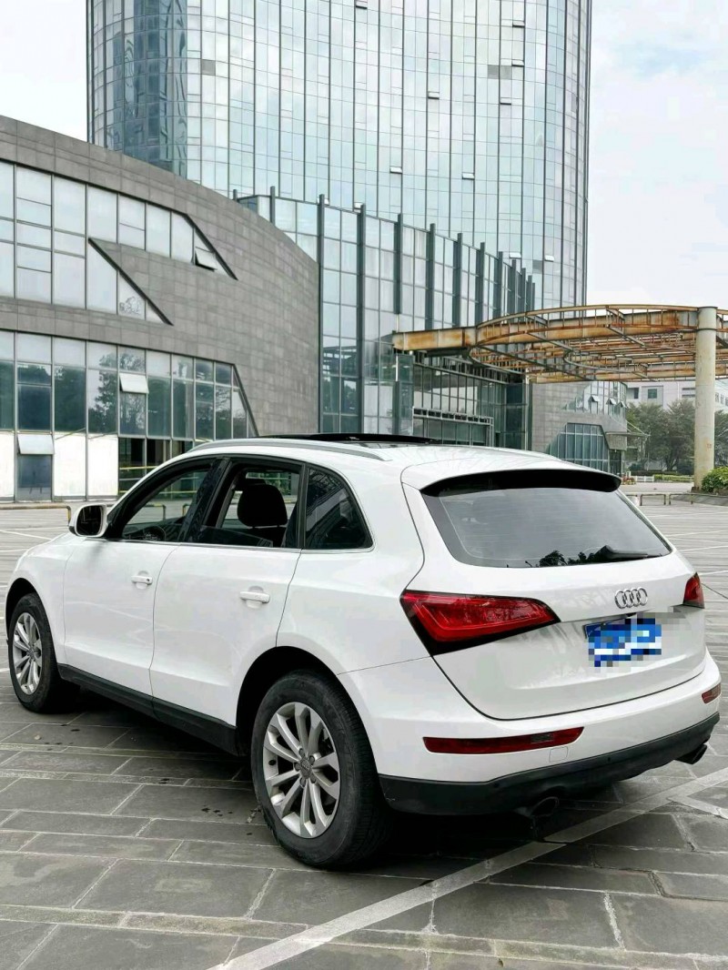 广州15年奥迪Q58