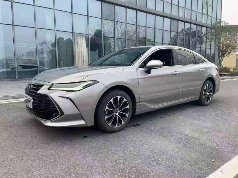 枣庄22年丰田亚洲龙3