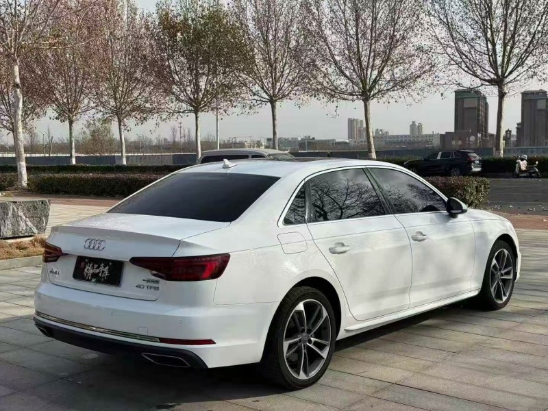 济南19年奥迪A4L5