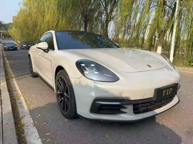 鹰潭19年保时捷帕拉梅拉2