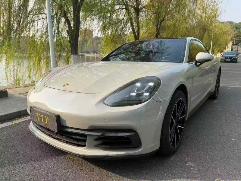 鹰潭19年保时捷帕拉梅拉3