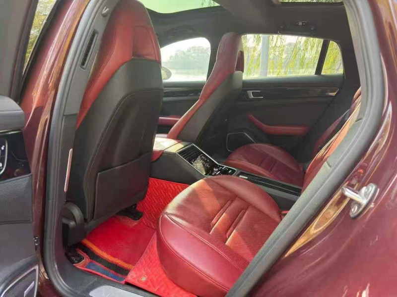 鹰潭19年保时捷帕拉梅拉4