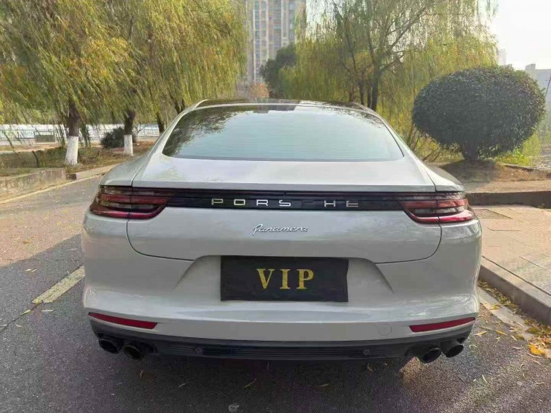 鹰潭19年保时捷帕拉梅拉9