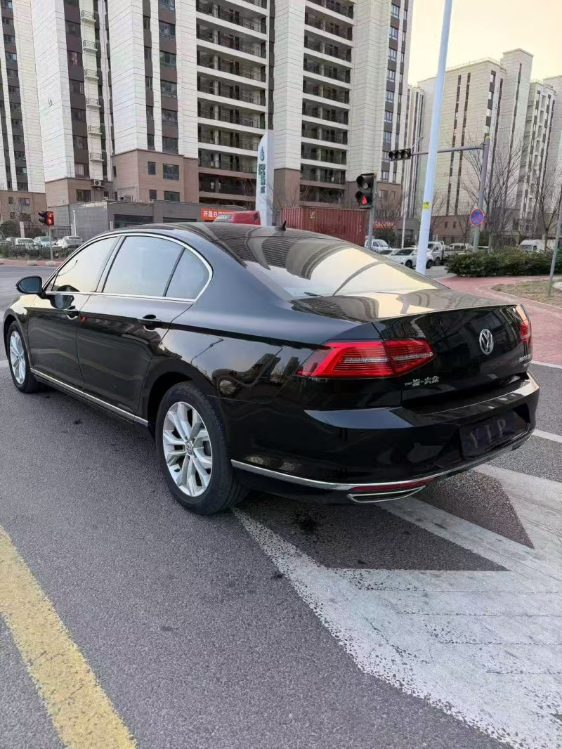 日照19年大众迈腾5