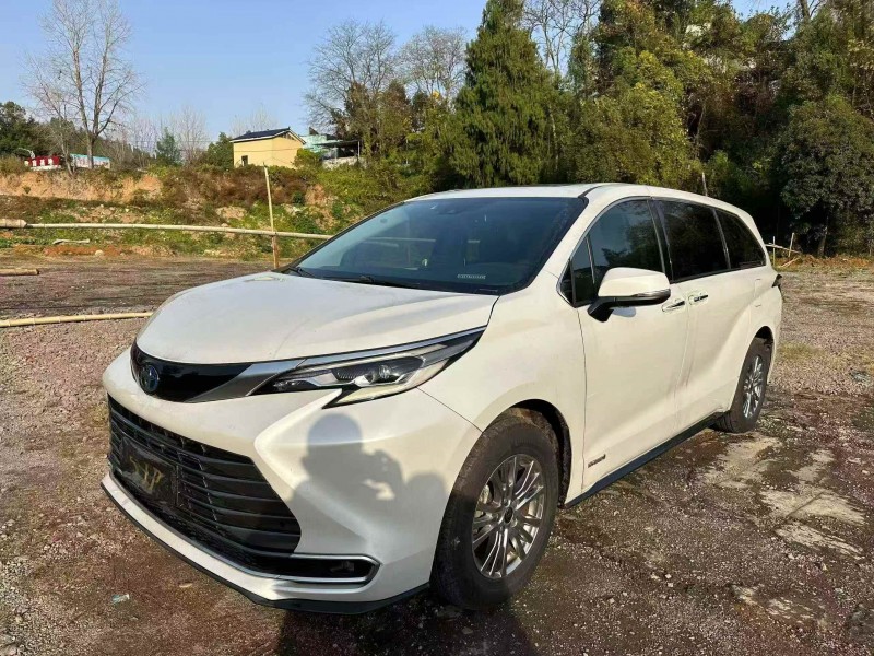 新余22年丰田塞纳3