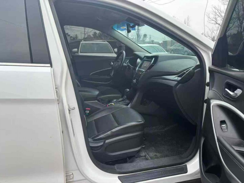 徐州18年现代新胜达7