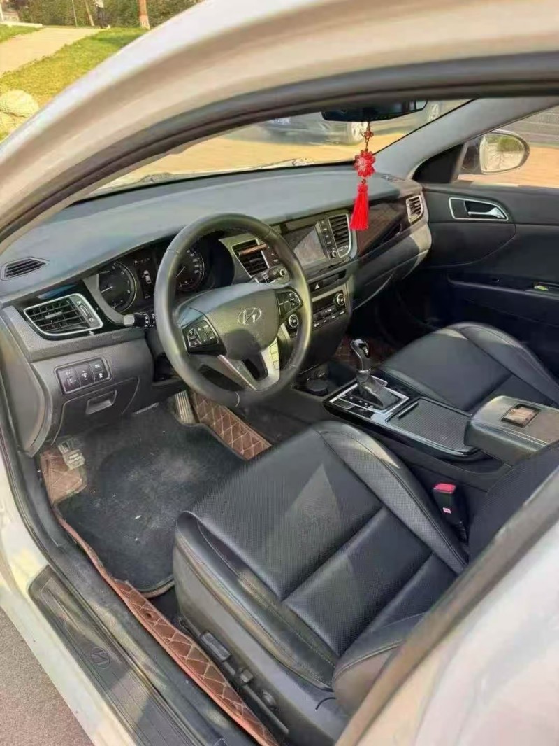 邢台17年现代名图4