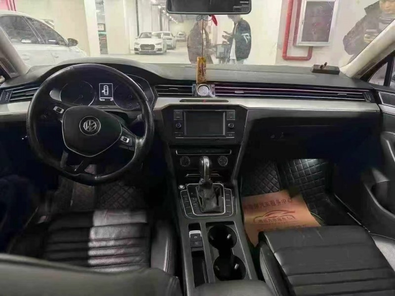 贵阳19年大众迈腾6