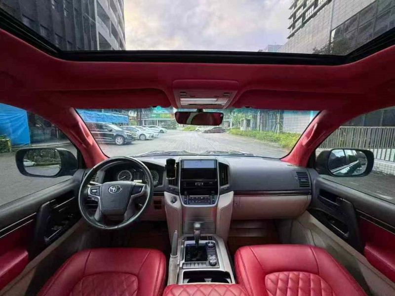 佛山20年丰田兰德酷路泽5