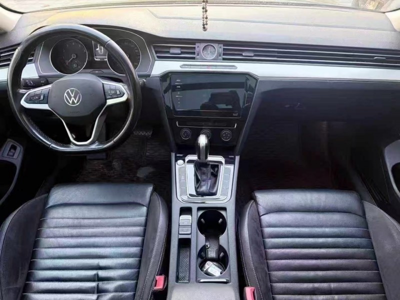 济宁22年大众迈腾6