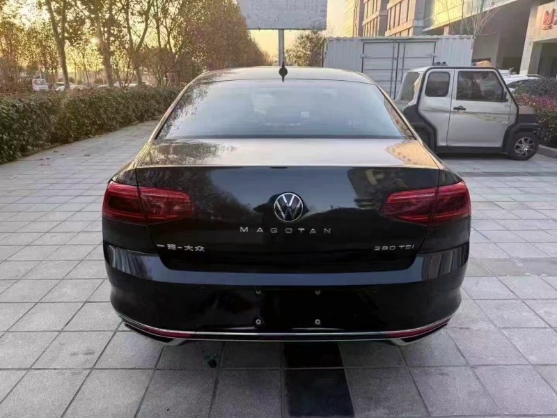 济宁22年大众迈腾9