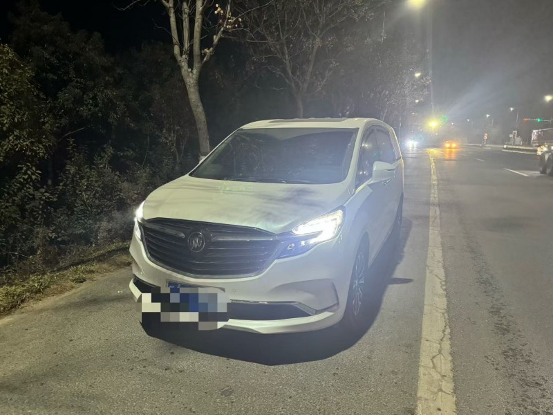 徐州20年别克GL82