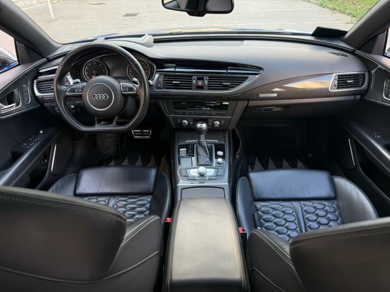 唐山18年奥迪RS75