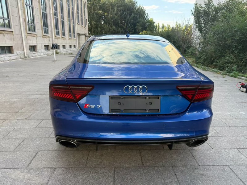 唐山18年奥迪RS79