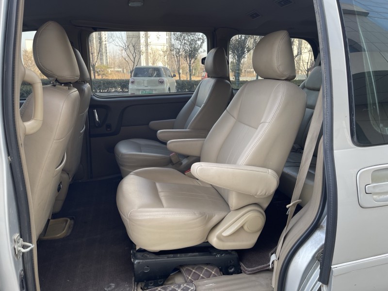 济宁15年别克GL85