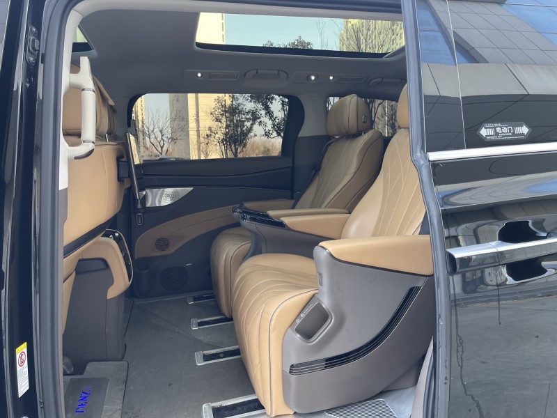 济宁23年腾势D95