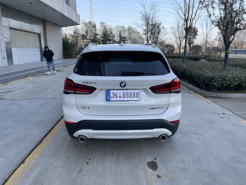 济宁20年宝马X19