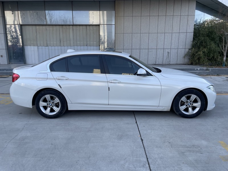 济宁16年宝马3系9