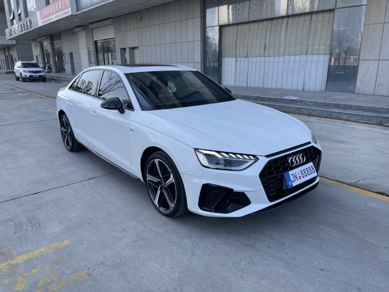 济宁24年奥迪A4L2