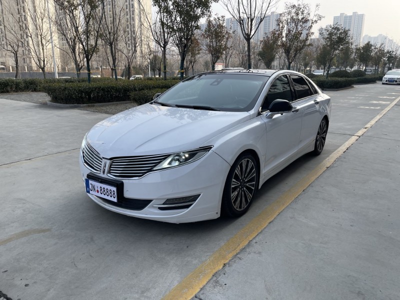 济宁15年林肯MKZ2
