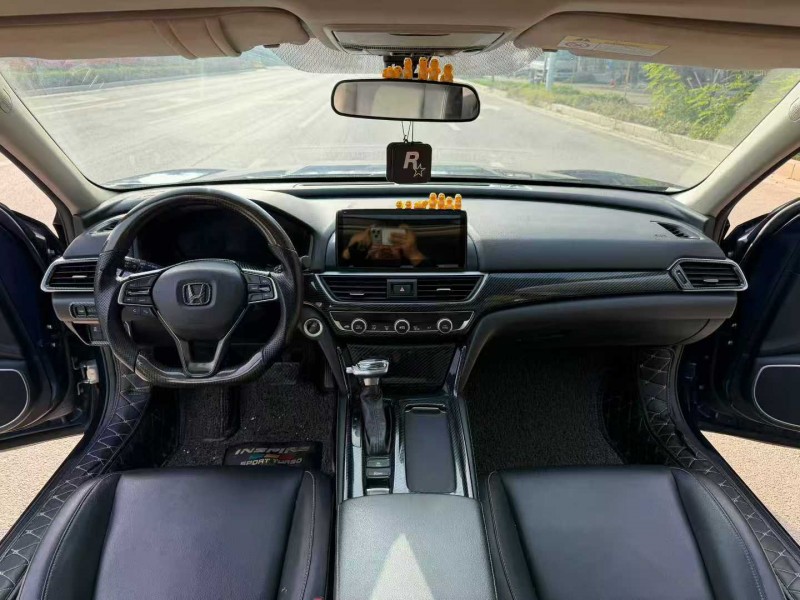 东营19年本田英诗派5