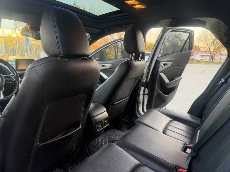 东营17年马自达CX-44