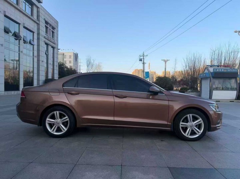 济宁17年大众朗境7