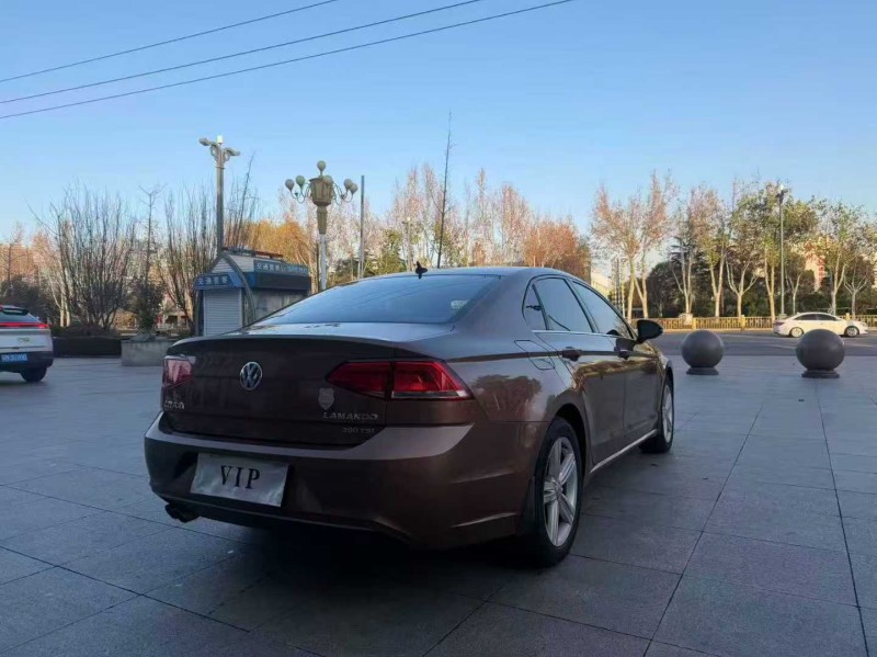 济宁17年大众朗境8