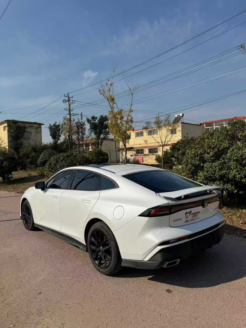 济宁25年长安汽车UNI5