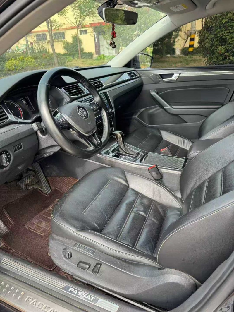 泰安17年大众帕萨特8