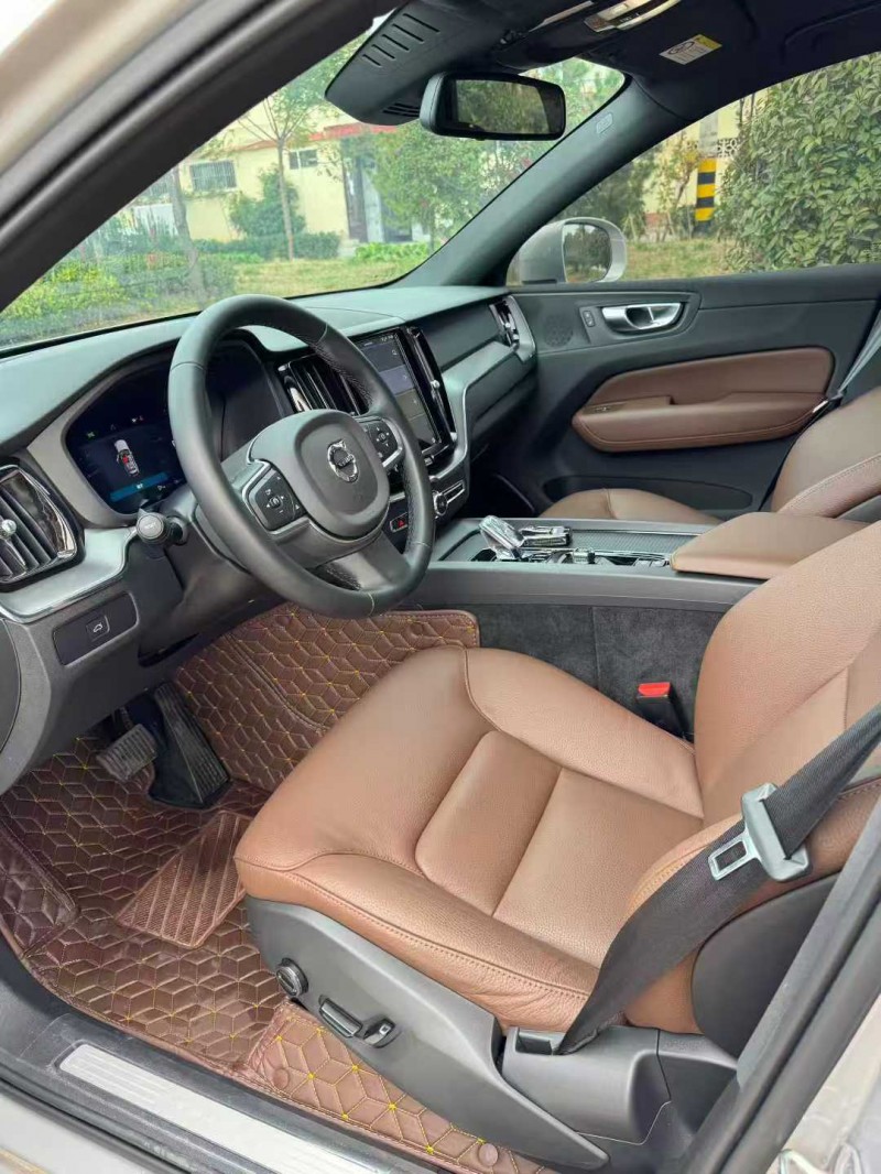 烟台25年沃尔沃XC607