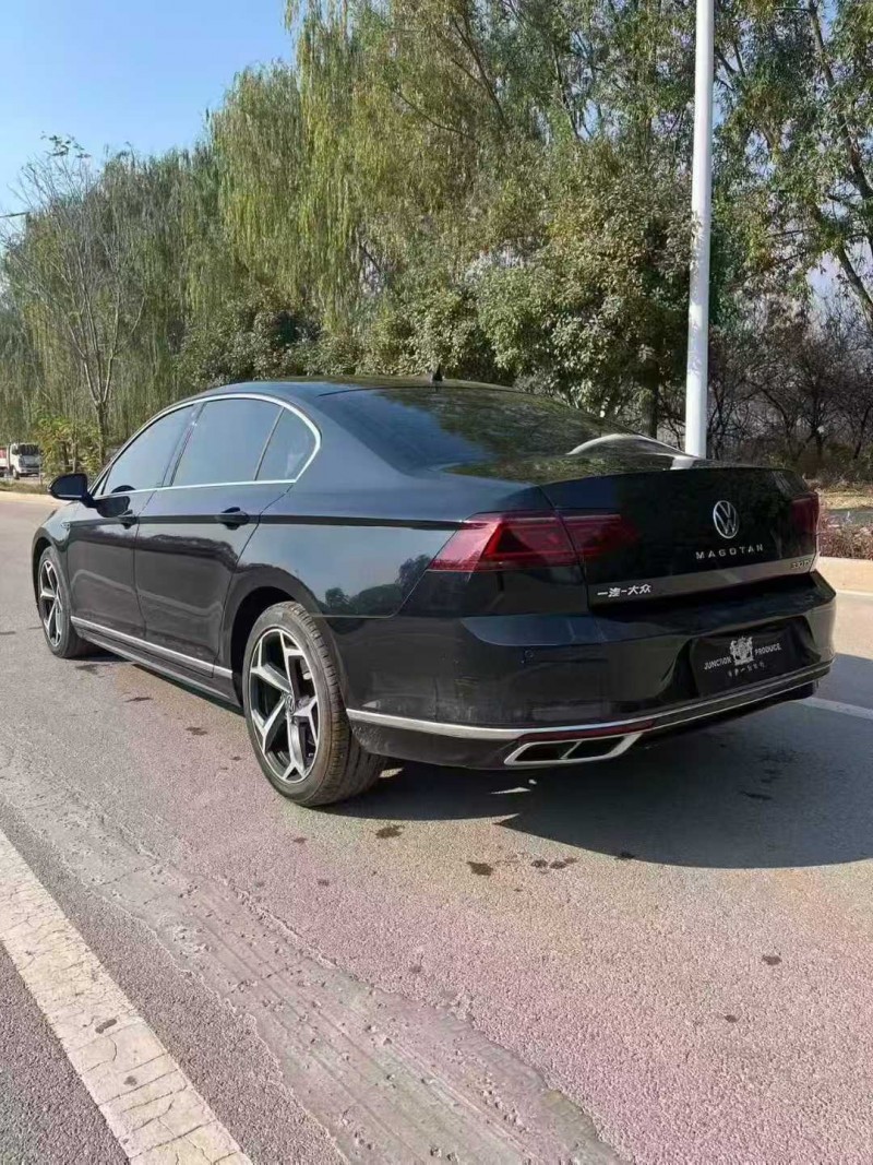 济宁23年大众迈腾8